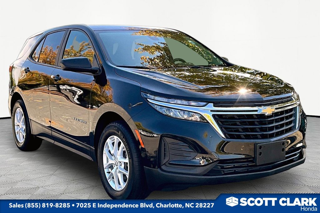 Used 2024 Chevrolet Equinox LS w/ LS Convenience Package FWD 360° Tour