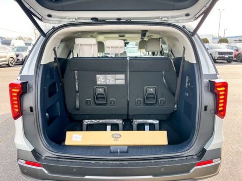 New 2026 Kia Carnival SX Prestige image 10