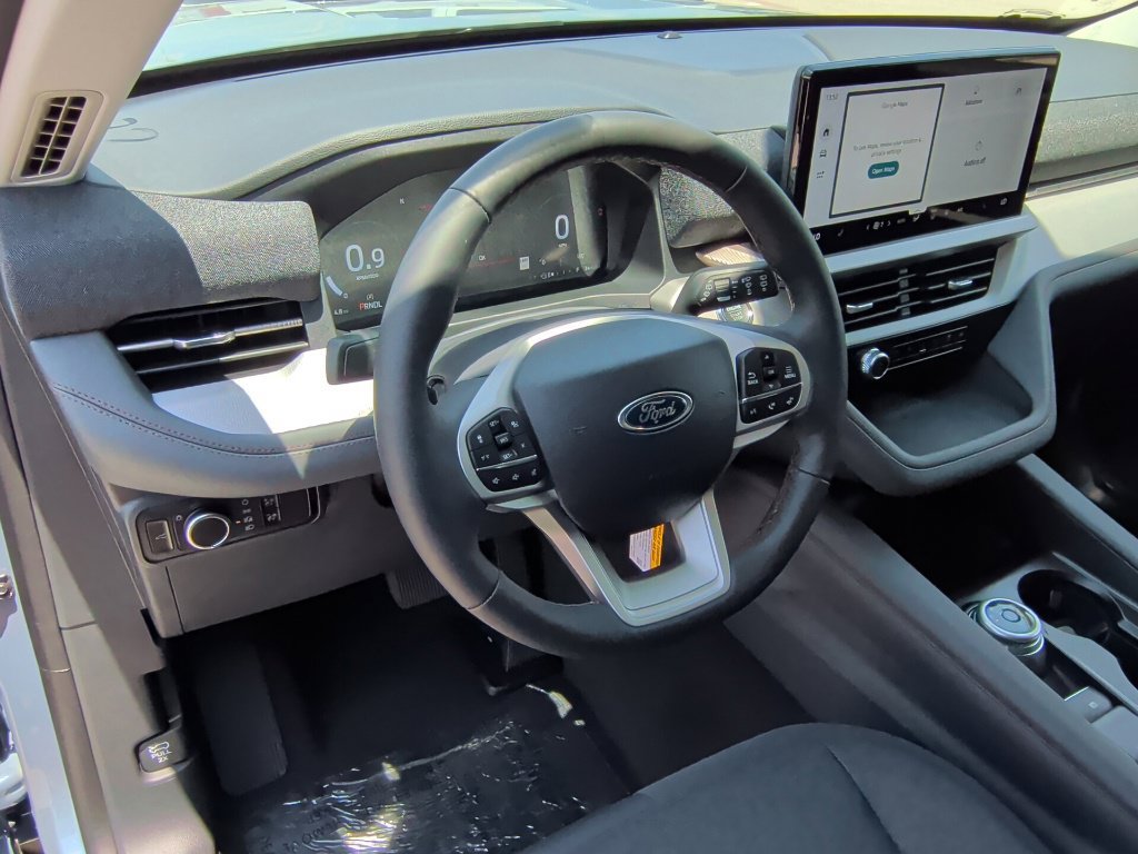 Used 2026 Ford Explorer Active RWD image 14