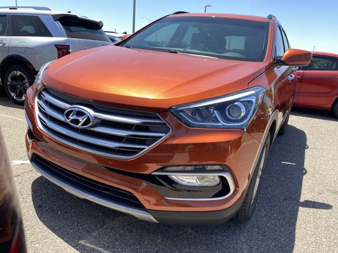 Used 2017 Hyundai Santa Fe Sport FWD image 6