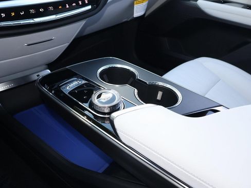 New 2026 Cadillac Lyriq Sport image 29