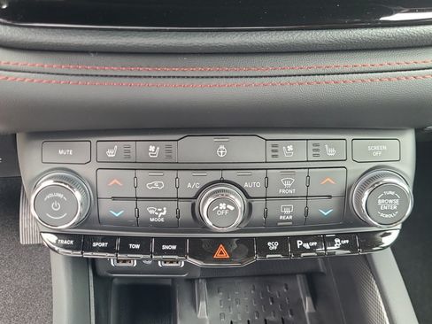 New 2026 Dodge Durango GT w/ Tow 'N Go Package AWD/4WD image 18