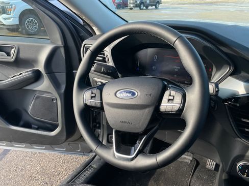 Certified 2025 Ford Escape Active w/ Cold Weather Package image 13