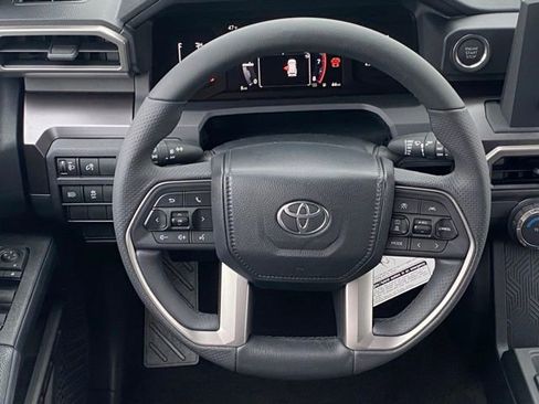 New 2026 Toyota 4Runner SR5 image 17