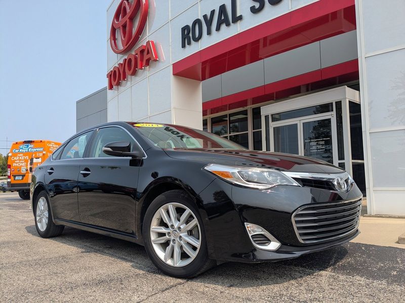 Used 2014 Toyota Avalon XLE Premium image 1