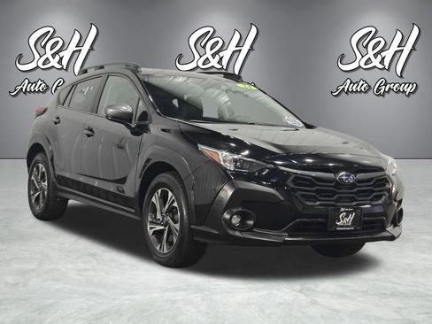 Used 2024 Subaru Crosstrek 2.0i Premium image 2