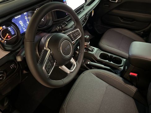 New 2025 Jeep Wrangler Sahara w/ Safety Group image 9