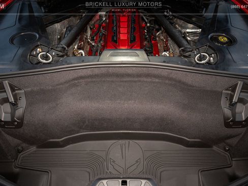 Used 2021 Chevrolet Corvette Stingray Premium Cpe w/ Z51 Performance Package image 13