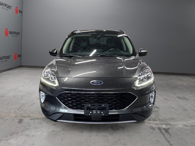Used 2020 Ford Escape Titanium w/ Titanium Premium Package 2.0 AWD/4WD image 11