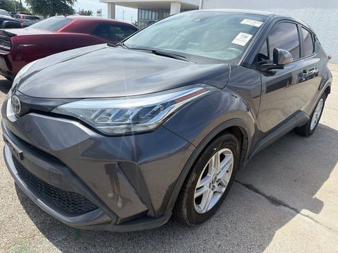 Used 2021 Toyota C-HR LE FWD image 1