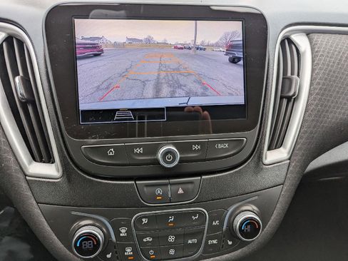 Certified 2024 Chevrolet Malibu LT image 12