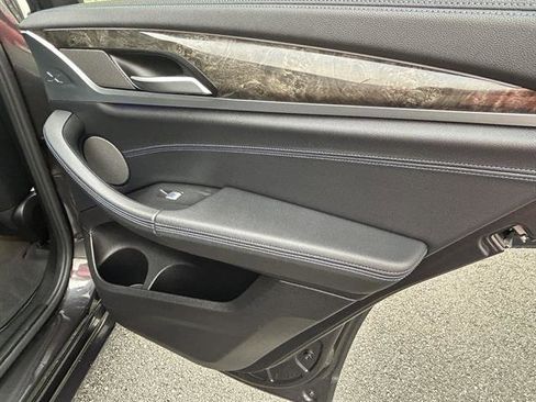 Used 2020 BMW X4 M40i w/ Executive Package image 59