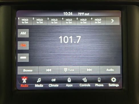 Used 2020 RAM 1500 Laramie AWD/4WD image 5