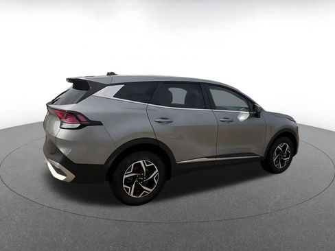 Used 2024 Kia Sportage LX image 15