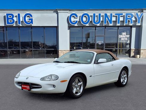 Used 1997 Jaguar XK8 Convertible image 1