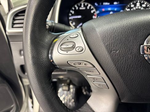 Used 2018 Nissan Murano SV w/ Cargo Package AWD/4WD image 13