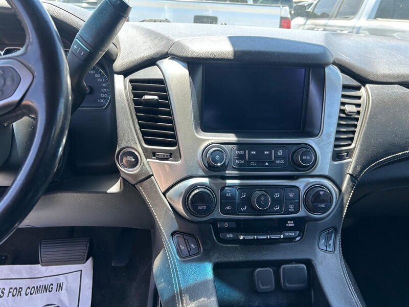 Used 2018 Chevrolet Tahoe LT w/ Luxury Package RWD image 19