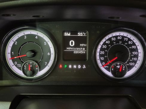 Used 2020 RAM 1500 Classic SLT image 23