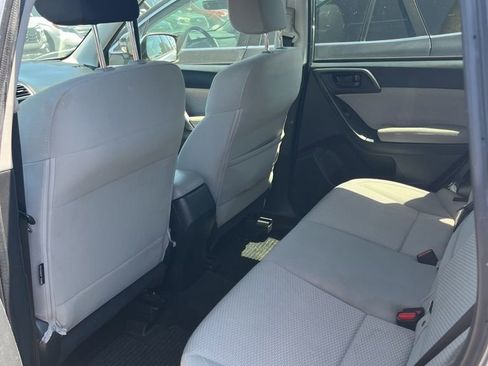 Used 2017 Subaru Forester 2.5i Premium w/ All-Weather Package AWD/4WD image 8