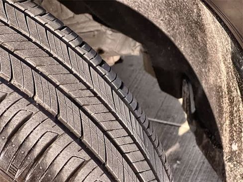 Certified 2025 Honda HR-V EX-L image 23