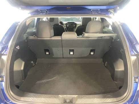 Used 2024 Subaru Crosstrek 2.0i AWD/4WD image 19