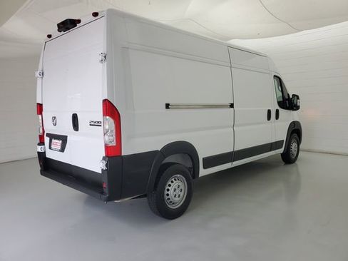 Used 2025 RAM ProMaster 2500 w/ Convenience Group FWD image 5