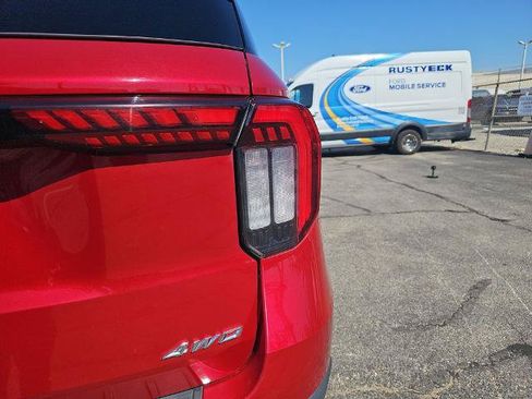 Certified 2025 Ford Explorer ST-Line w/ ST-Line Street Pack AWD/4WD image 35