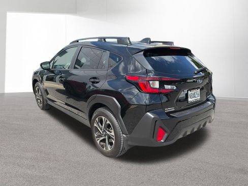 Used 2025 Subaru Crosstrek 2.5i Premium AWD/4WD image 4