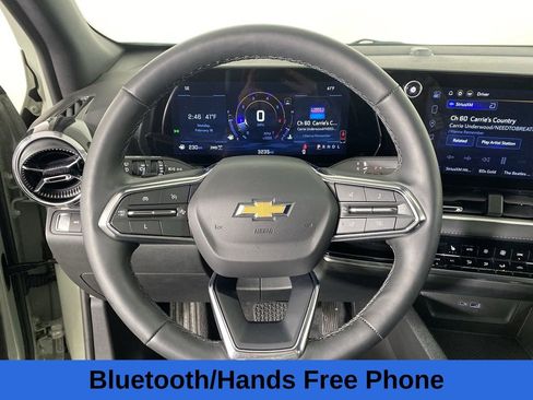 Used 2025 Chevrolet Equinox LT w/ Convenience Package II image 14