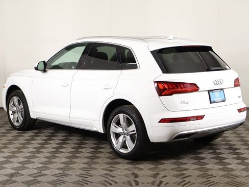 Used 2019 Audi Q5 2.0T Premium Plus w/ Premium Plus Package image 12