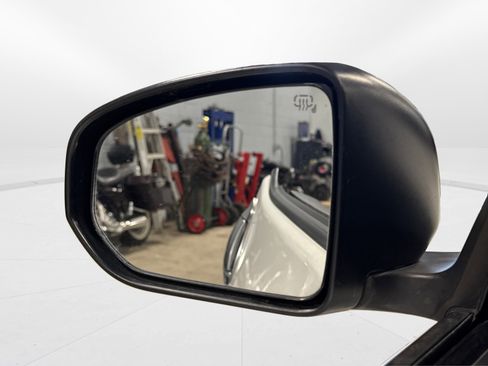 Used 2020 Nissan 370Z Touring Sport image 15