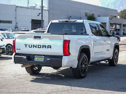 Used 2024 Toyota Tundra Limited AWD/4WD image 6