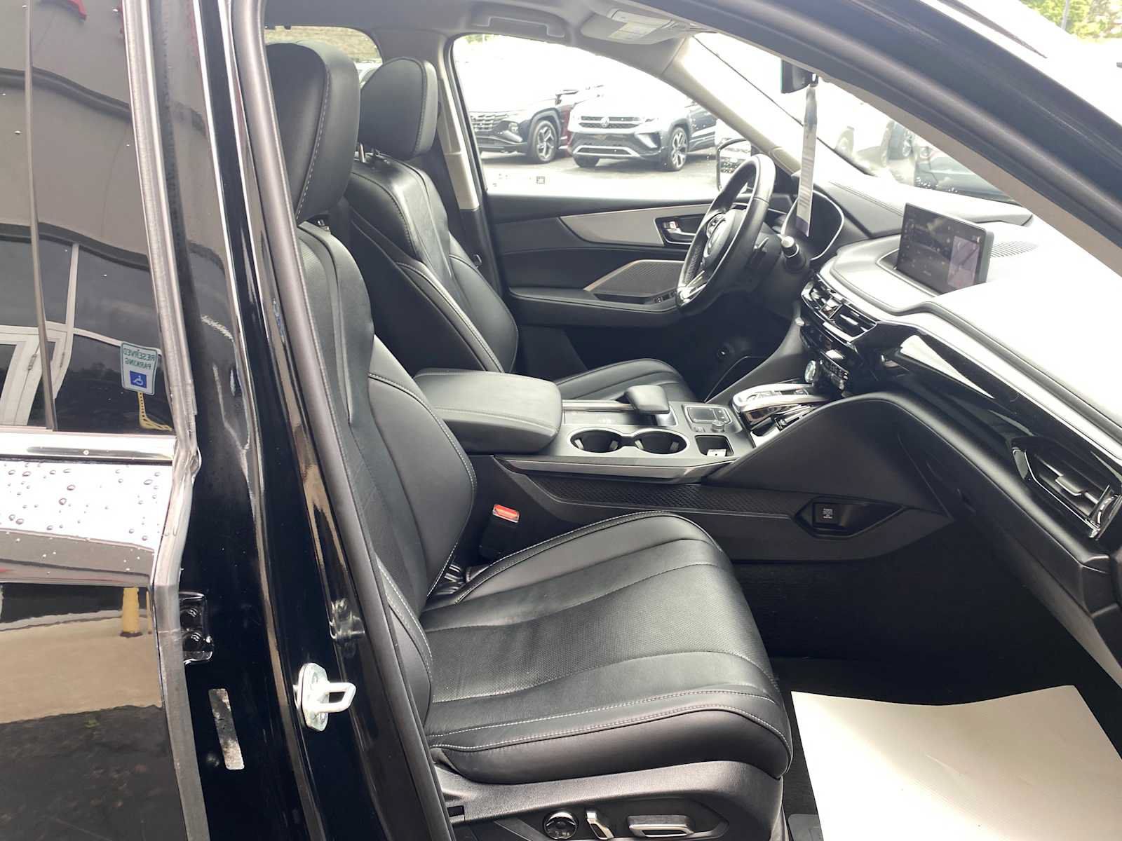 Used 2024 Acura MDX w/ Technology Package AWD/4WD image 32