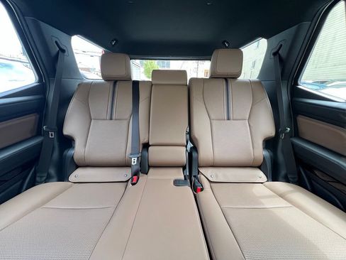 New 2026 Toyota 4Runner Limited AWD/4WD image 16