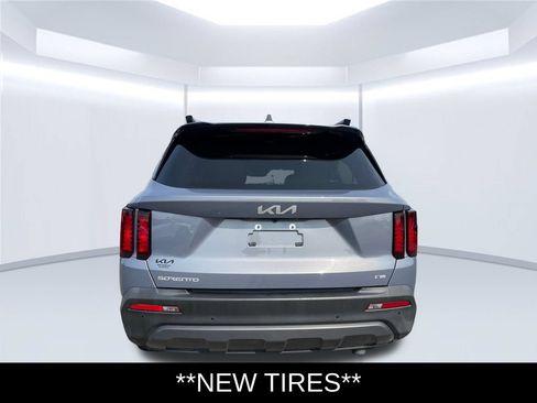 Used 2023 Kia Sorento X-Line EX AWD/4WD image 4