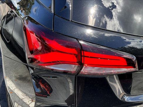 Used 2024 Chevrolet Equinox RS image 28