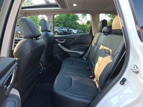Used 2022 Subaru Forester Limited AWD/4WD image 11