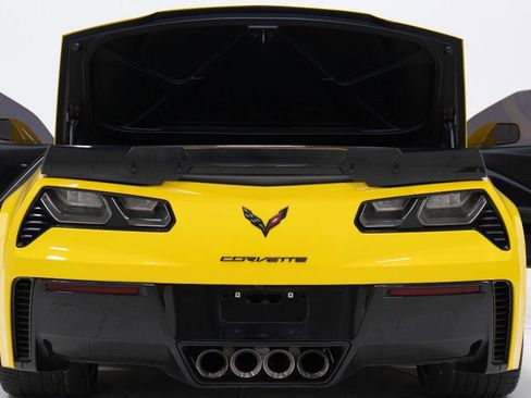 Used 2018 Chevrolet Corvette Z06 RWD image 78