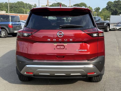 Used 2021 Nissan Rogue Platinum FWD image 7