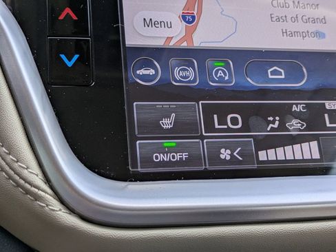 Certified 2025 Subaru Outback Limited w/ Popular Package #2 image 21