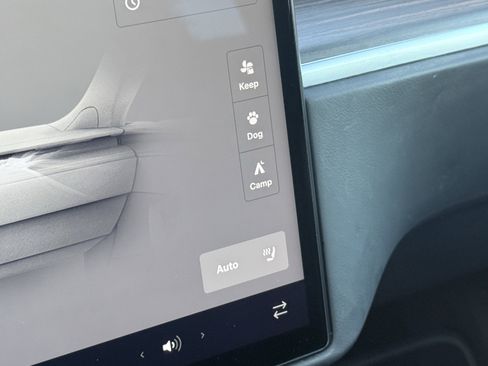 Used 2024 Tesla Model X Long Range image 77