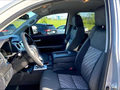 Used 2021 Toyota Tundra SR5 AWD/4WD image 9