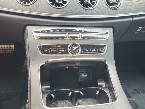 Used 2018 Mercedes-Benz E 400 4MATIC Coupe image 30