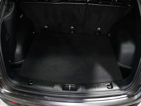 Used 2021 Jeep Compass Latitude FWD image 20