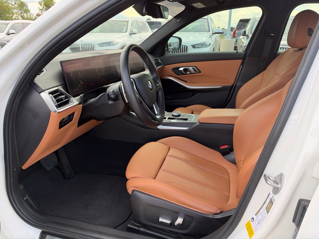 Certified 2023 BMW 330i Sedan RWD image 10
