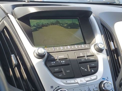 Used 2015 Chevrolet Equinox LTZ image 19