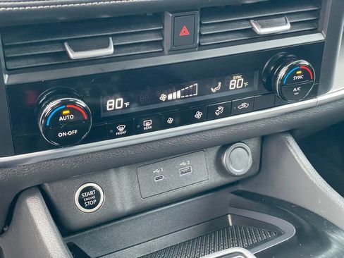 Certified 2023 Nissan Rogue SV AWD/4WD image 21