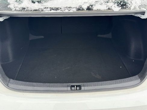 Certified 2023 Toyota Corolla LE image 36