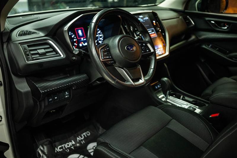 Used 2025 Subaru Ascent Premium AWD/4WD image 9
