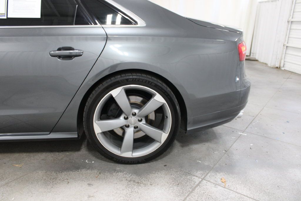 Used 2015 Audi S8 w/ S8 Driver Assistance Package AWD/4WD image 16